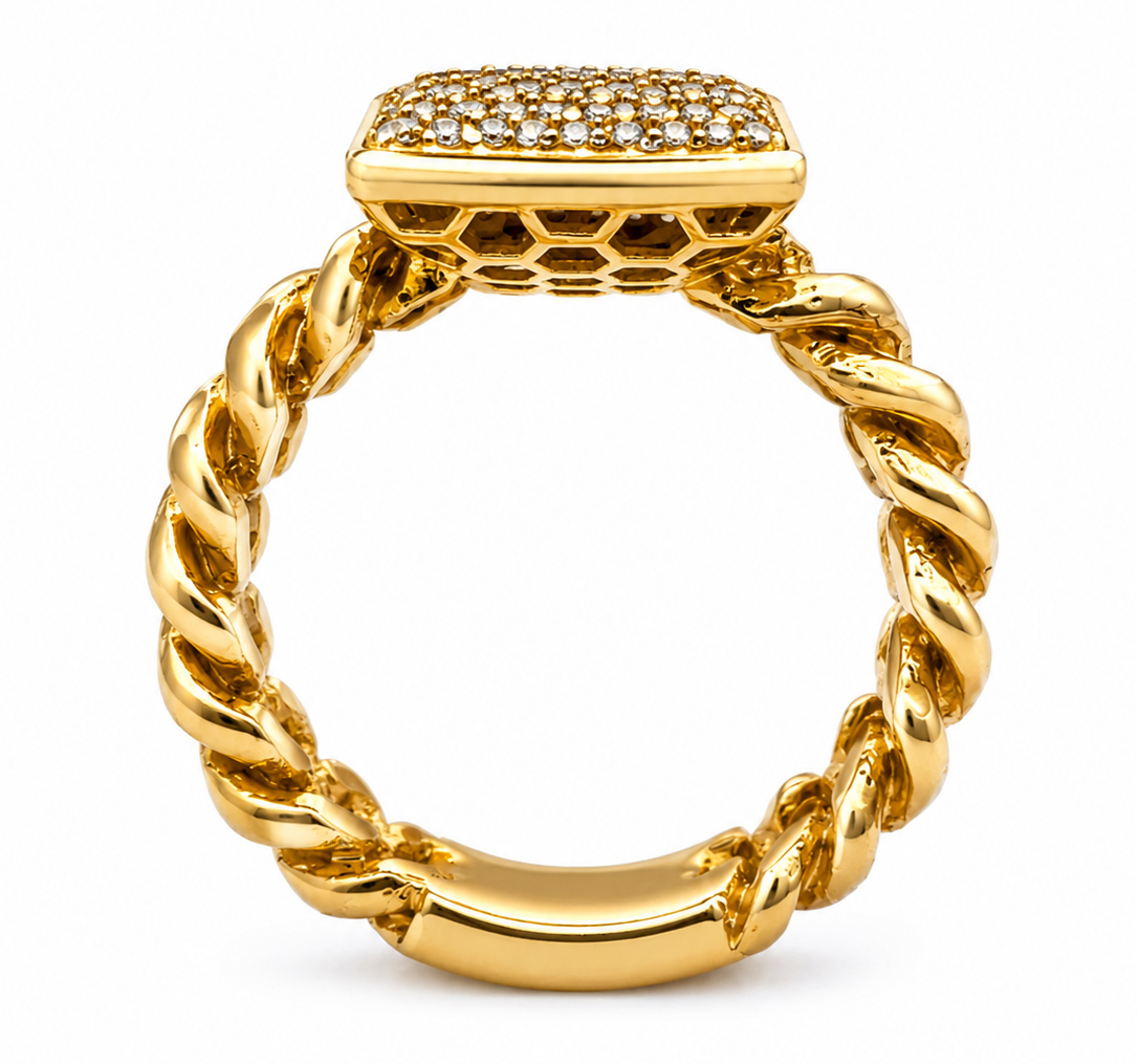 18k Gold Ring 9.86 grams size 8