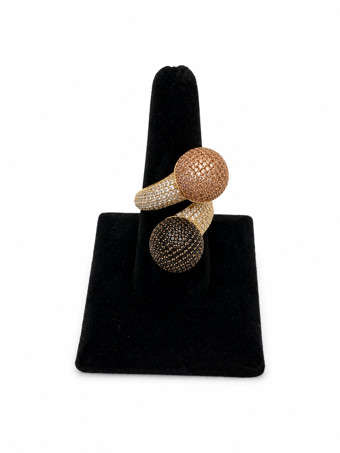 18k Gold Ring 12.74 grams 7.5 size