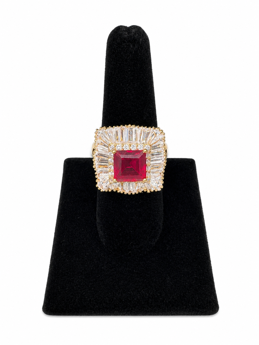 18k size 7.5 Gold Ring 8.51 grams