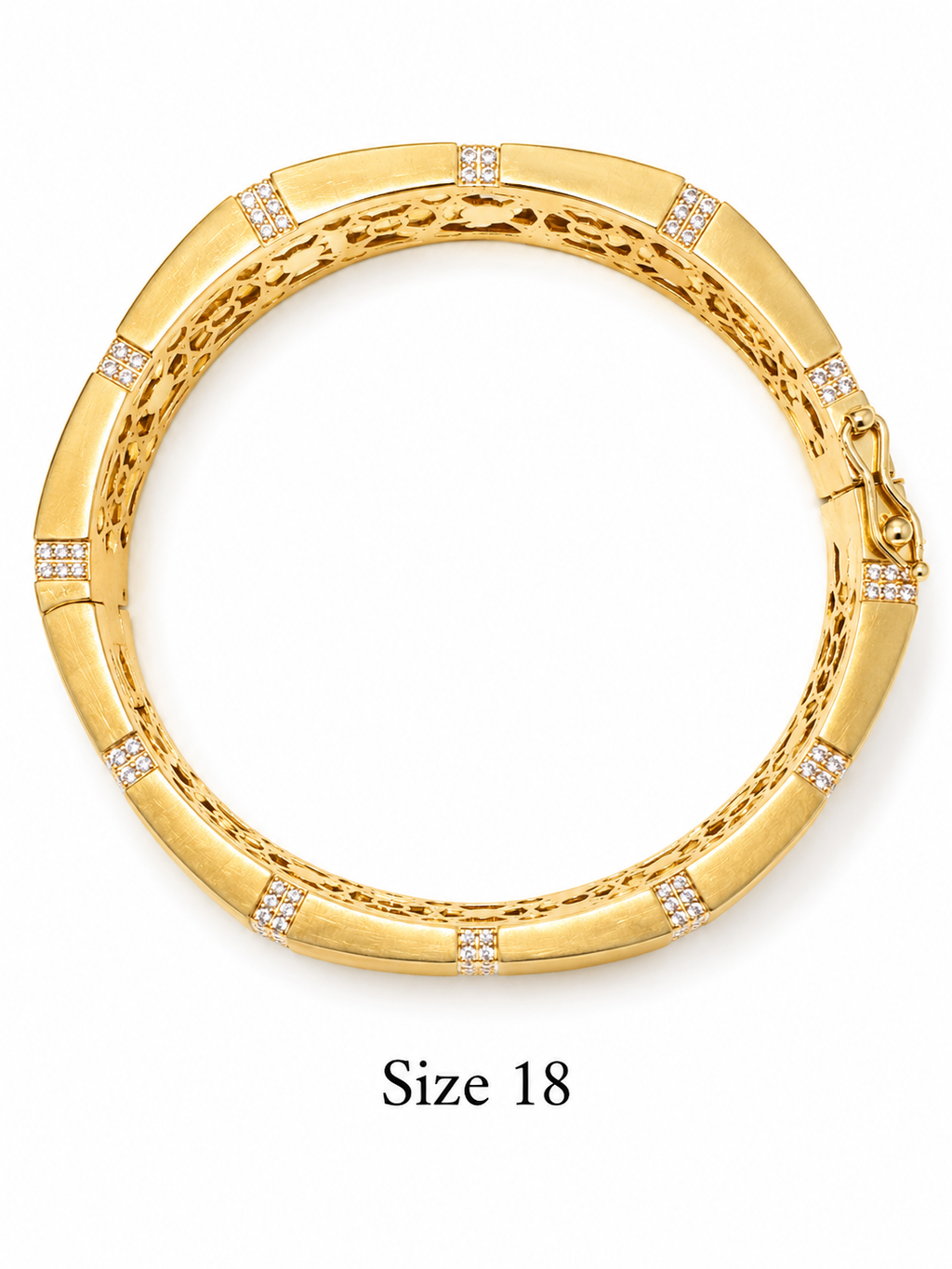18k Gold Bangle Bracelet 32.81 grams size 18