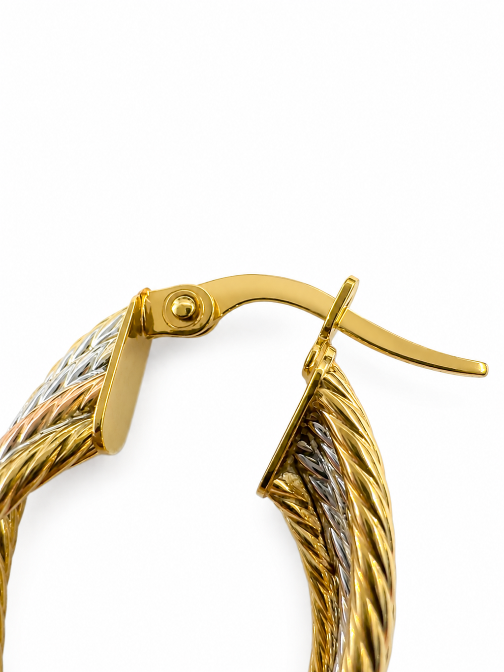 14k Gold Earring 2.8 grams